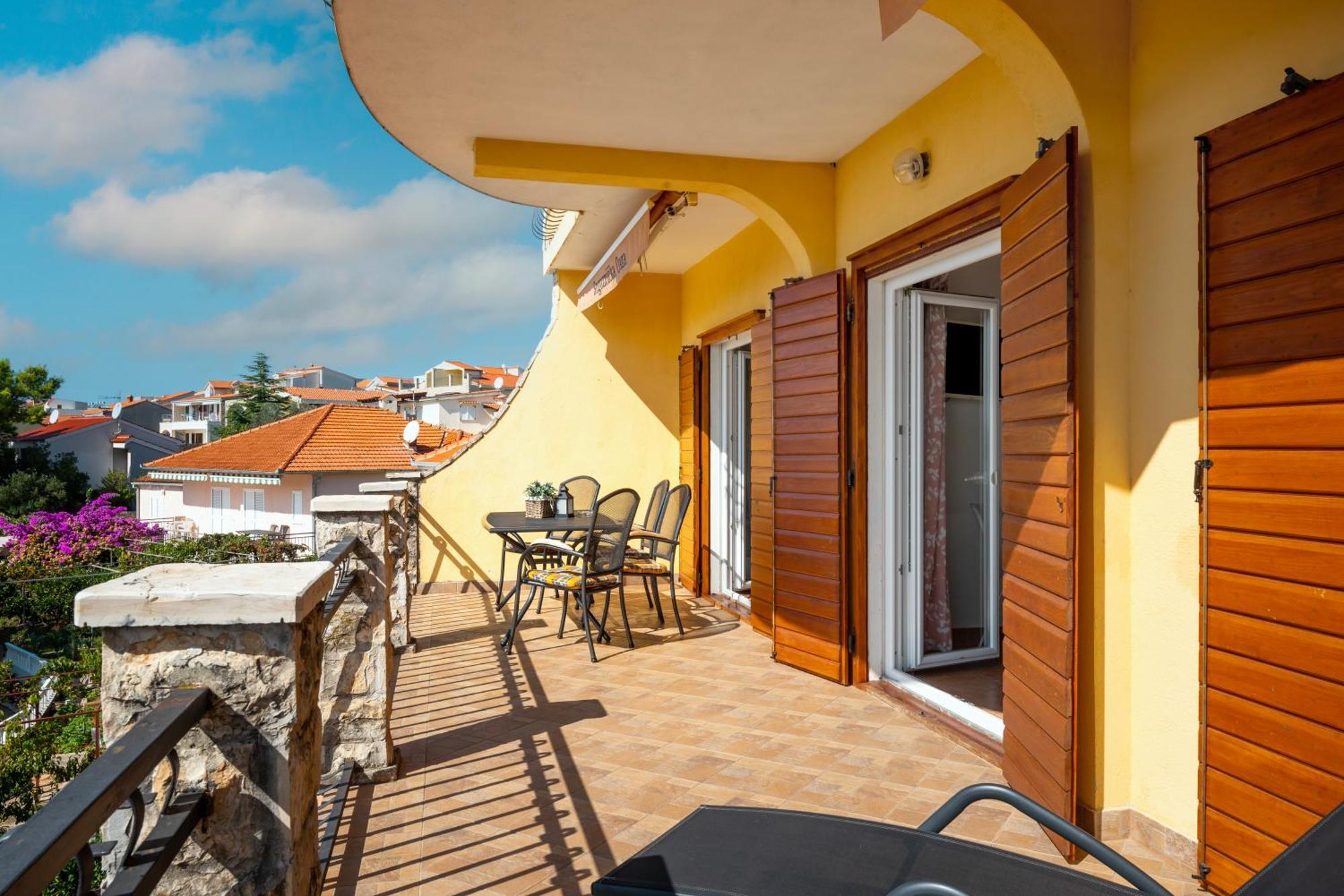 Apartments Rogoznicka Oaza Rogoznica  Exterior foto
