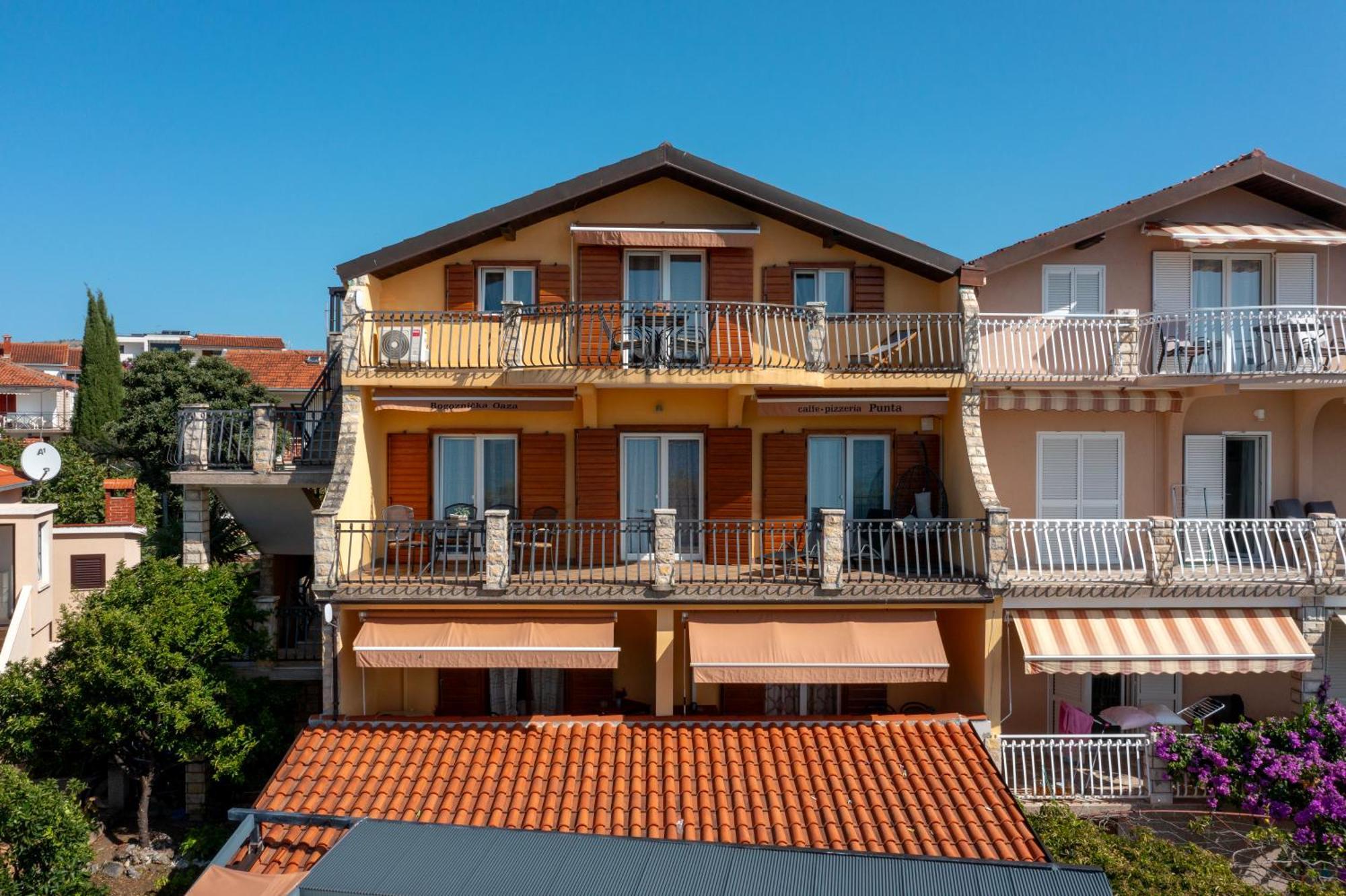 Apartments Rogoznicka Oaza Rogoznica  Exterior foto